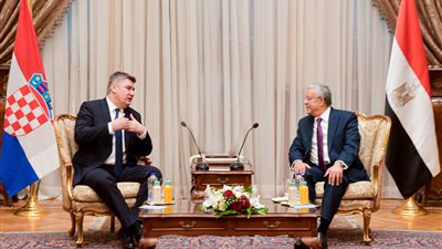 جبالي يلتقي رئيس كرواتيا ويؤكد أهمية تفعيل جمعية الصداقة البرلمانية المصرية - الكرواتية