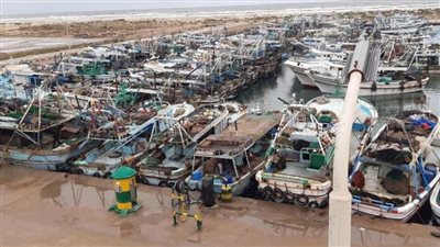 استمرار غلق 3 موانئ بشمال سيناء وكفر الشيخ والإسكندرية بسبب سوء الأحوال الجوية