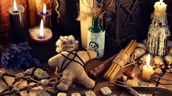 كيف يتم فك السحر