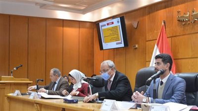 محافظ القليوبية: حملات انضباطية بمحيط مدارس الفتيات لمنع التحرش والمعاكسات