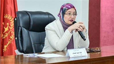 وكيل تعليم بورسعيد لـ مُعلمي المرحلة الإعدادية: أكدوا على الطلاب في الطابور بعدم الغياب عن المدرسة 