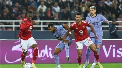 عقبتان تهددان احتراف محمد عبد المنعم الموسم الحالي