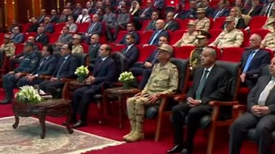 لافتتاح المرحلة الثانية.. الرئيس السيسي يصل إلى مجمع مصانع سايلو فودز للصناعات الغذائية بمدينة السادات| بث مباشر 