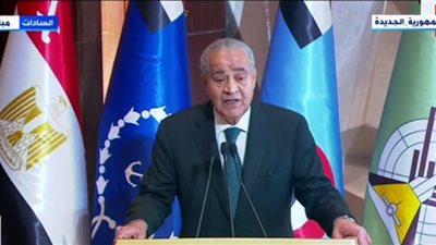 وزير التموين: لدينا اكتفاء ذاتي من الفراخ الحية.. والمجمدة نستوردها في المواسم فقط