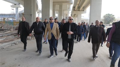 محافظ الجيزة يتفقد تطوير طريق الخدمة ببولاق الدكرور| صور 