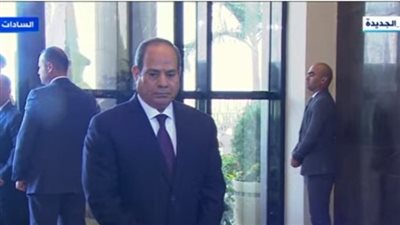 الرئيس السيسي يتفقد المرحلة الثانية من مصنع سايلو فودز للصناعات الغذائية بمدينة السادات