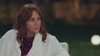 أحداث مسلسل وبينا ميعاد.. شيرين رضا تعنف ابنتها بالضرب بعد قرار زواجها العرفي