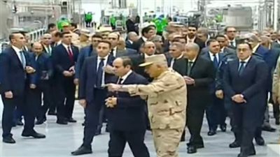 الرئيس السيسي يتفقد المصانع الجديدة بمجمع الصناعات الغذائية سايلو فودز| بث مباشر 