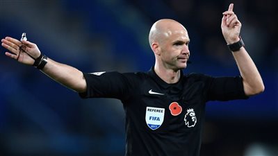 الإنجليزي أنتوني تايلور حكما لنهائي كأس العالم للأندية بين ريال مدريد والهلال