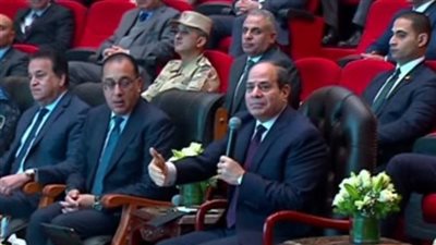 السيسي: مينفعش نتابع وسائل الإعلام اللي ممكن تعمل فتنة بينا وبين الدول الأشقاء.. وعلاقتنا طيبة بالجميع