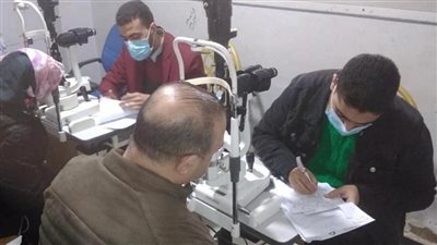 إجراء الكشف الطبي على 250 حالة في قافلة طبية بكفر الشيخ 