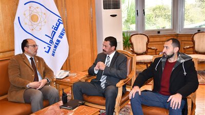 رئيس جامعة حلوان: يمكن استغلال إمكانيات وخبرات أساتذة الجامعة لتطوير الحي 