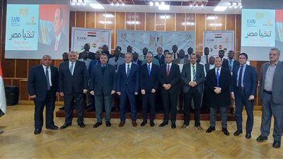 وزارة الكهرباء تحتفل بتخريج متدربين من 12 دولة إفريقية