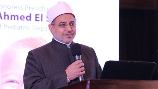 الدكتور سلامة داود