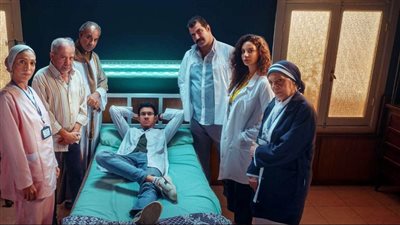 قصة مسلسل بالطو تسلط الضوء على مشكلات مهنة الطب في إطار كوميدي