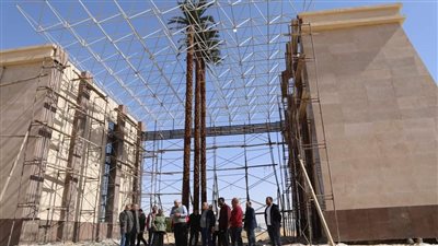 بدء توصيل الصرف الصحي ورصف الطرق بمجمع المصالح الحكومية في الوادي الجديد