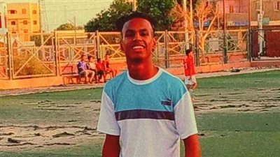 حلمي الاحتراف.. شاب أقصري يلعب كرة القدم في منتخب القرنة بساق واحدة