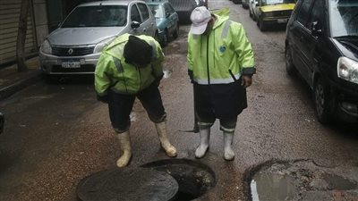 لليوم الثاني.. رفع حالة الطوارئ بالإسكندرية للتعامل مع تداعيات الأمطار الغزيرة