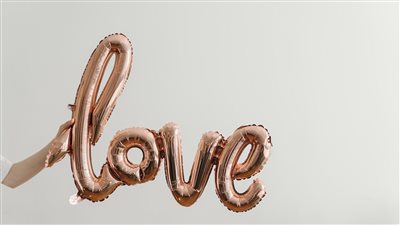 مواعيد عيد الحب 2023.. سبب التسمية وأشهر التقاليد للاحتفال به