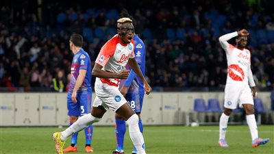 نابولي يضرب كريمونيسي بثلاثية نظيفة في الدوري الإيطالي 