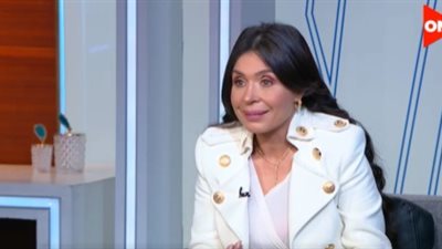 الراقصة دينا: أتجوزت 9 مرات ودا رقم قليل.. كنت بنافس تحية كاريوكا