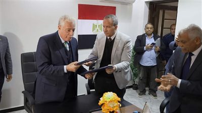توقيع بروتوكول تعاون بين محافظة جنوب سيناء وجامعة السويس لإنشاء معمل ضبط الجودة بمديرية الإسكان