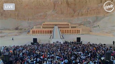 التذكرة بـ 3000 جنيه.. حدث موسيقي عالمي ضخم بمعبد حتشبسوت | صور