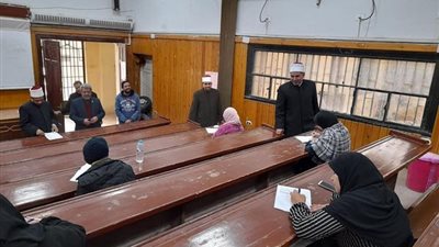 بجولات مكثفة.. مدير الجامع الأزهر يتابع اختبارات رواق العلوم العربية والشرعية بالقليوبية 