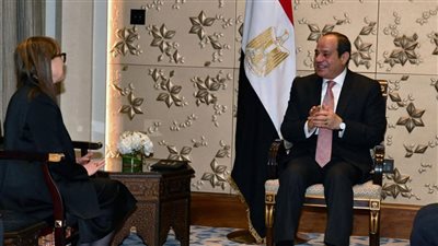 السيسي يلتقي رئيسة وزراء تونس في دبي