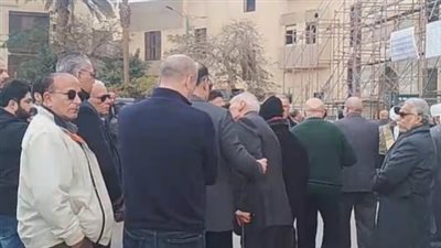 وصول جثمان والد المستشار طاهر الخولي لأداء صلاة الجنازة عليه بمسجد السيدة نفيسة| بث مباشر 