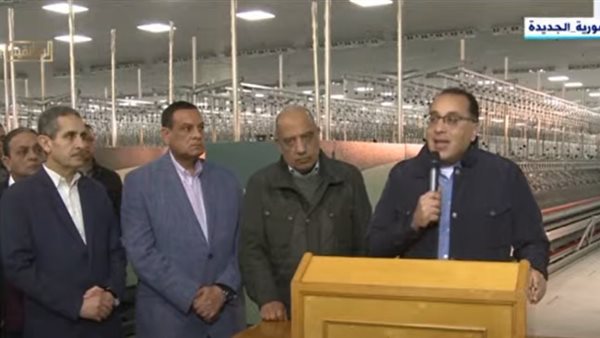 مدبولي يتفقد مصانع