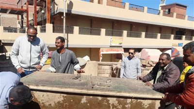 للقضاء على الإشغالات.. تسكين بائعي الأسماك بكوبري السيل داخل السويقة الجديدة في أسوان 