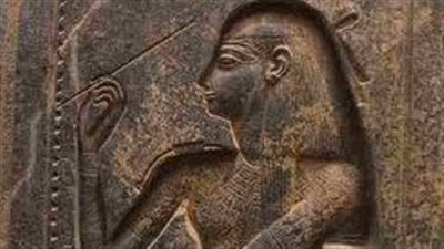 تولت مهمة مد الحبل مع الفرعون.. تعرف على المعبودة سشات في مصر القديمة