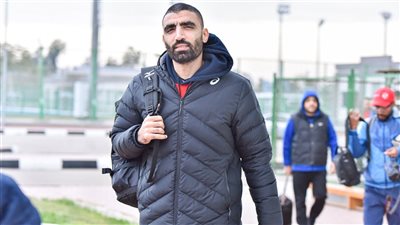 وصول لاعبي الأهلي والزمالك إلى صالة هيئة قناة السويس