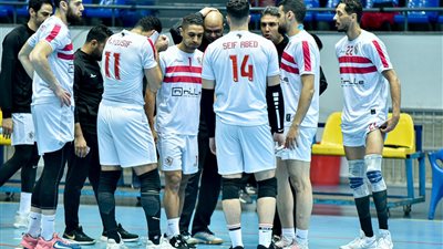 طائرة الزمالك يتوج ببطولة الجمهورية تحت 19 عامًا على حساب الأهلي 