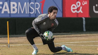 بعد غياب 266 يومًا.. مصطفى شوبير يظهر أساسيا في تشكيل الأهلي أمام طلائع الجيش