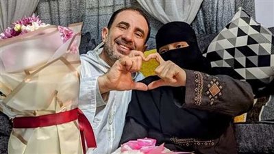 فرخة حية وزجاجة زيت.. مواطن بالمنوفية يفاجئ زوجته بهدية غير تقليدية في عيد الحب | بث مباشر