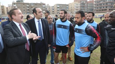 محافظ المنوفية للاعبي جمهورية شبين: عاوز أسود في الملعب ومكافأة للي هيجيب جول