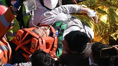 إنقاذ فتاة تركية بعد 10 أيام من وقوع الزلزال