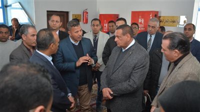وزير التنمية المحلية يختتم زيارته لـ المنيا بتفقد غرفة العمليات وإدارة نظم المعلومات 