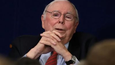 الملياردير تشارلي مونجر: العملات المشفرة بلا قيمة ومقامرة غبية