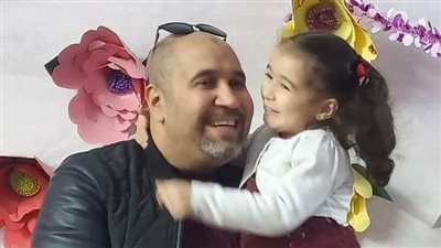 وفاة أسامة تاج الدين نائب رئيس تحرير الجمهورية وطفلته إثر حادث أليم