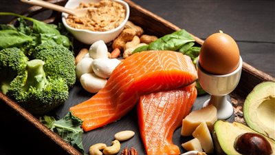 ما الفرق بين نظام الكيتو واللو كارب؟