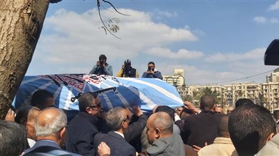 عزاء الكاتب الصحفي مرسي عطا الله رئيس مجلس إدارة الأهرام الأسبق بمسجد المشير طنطاوي اليوم