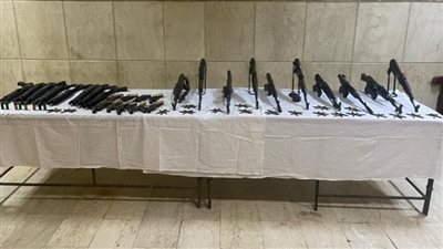 ضبط 28 قطعة سلاح ناري بحوزة 23 متهما بأسيوط