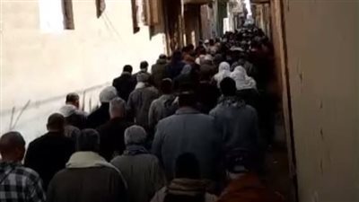 ترك 3 أبناء.. انهيار أسرة صيدلي وصديقه سقطت سيارتهما بترعة في الشرقية | بث مباشر