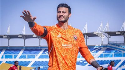 أحمد أبو مسلم يوجه رسالة لجماهير الأهلي: لا تذبحوا الشناوي