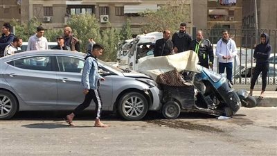 إصابة شخصين في حادث تصادم سيارة ملاكي وتوكتوك على طريق الأوتوستراد