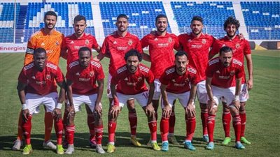 بيرسي تاو يقود هجوم الأهلي أمام صن داونز بدوري أبطال إفريقيا