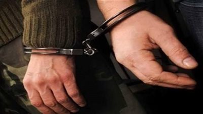 وثّقاها بالحبال ومنعا عنها الطعام والشراب.. التحفظ على ربة منزل وزوجها بتهمة قتل نجلتهما بسوهاج